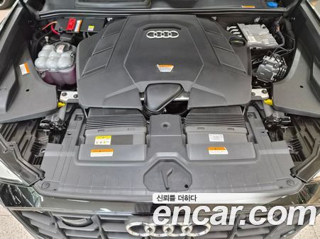 Audi Q8 2022, фото 6