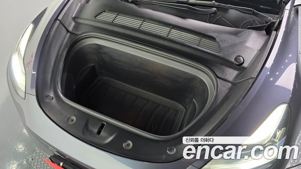 Tesla Model Y 2022, фото 6