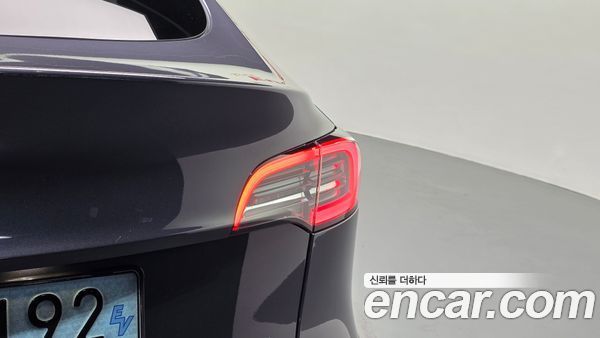 Tesla Model Y 2022, фото 9