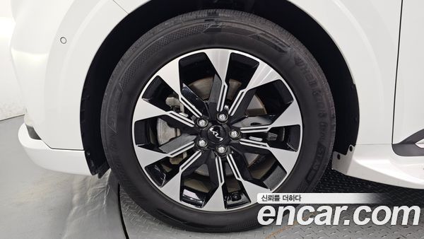 Kia Carnival 2023, фото 5