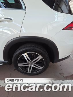 Mercedes-Benz GLE 2020, фото 12