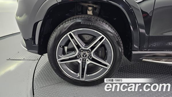 Mercedes-Benz GLS 2022, фото 4