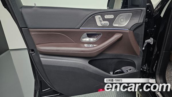 Mercedes-Benz GLS 2022, фото 13