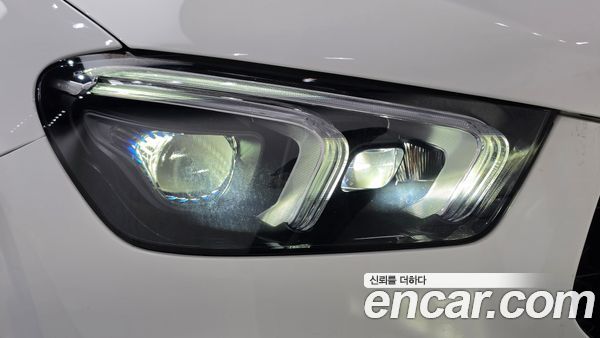 Mercedes-Benz GLE 2023, фото 8