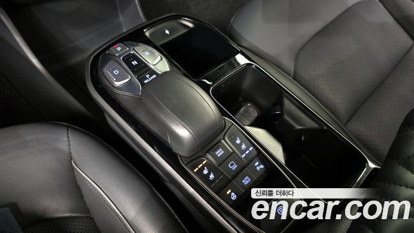 Hyundai IONIQ 2020, фото 9