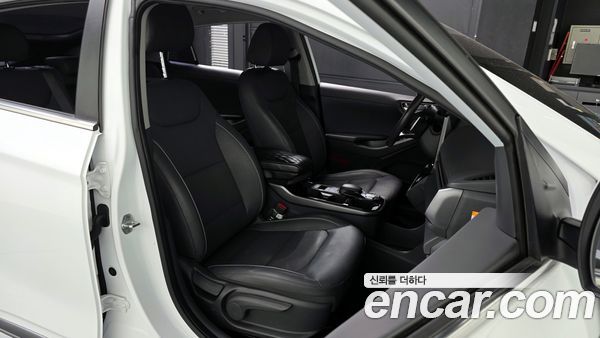Hyundai IONIQ 2020, фото 20