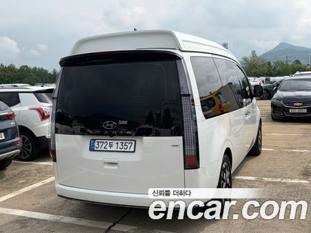 Hyundai Staria 2023, фото 6