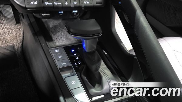 Hyundai Elantra 2021, фото 9