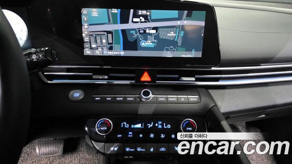 Hyundai Elantra 2021, фото 14