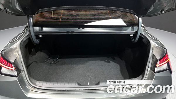 Hyundai Elantra 2021, фото 20