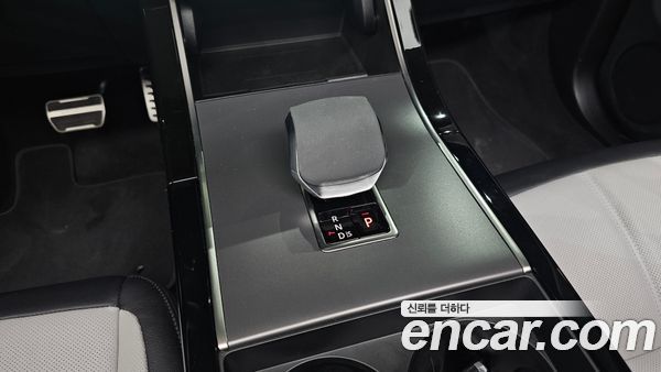 Land Rover Range Rover Evoque 2024, фото 9