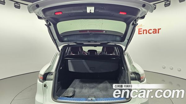 Porsche Cayenne 2020, фото 20