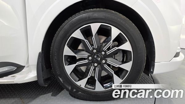 Kia Carnival 2021, фото 5