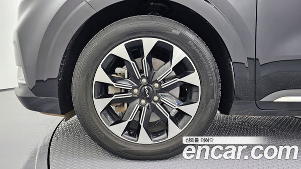 Kia Carnival 2023, фото 5