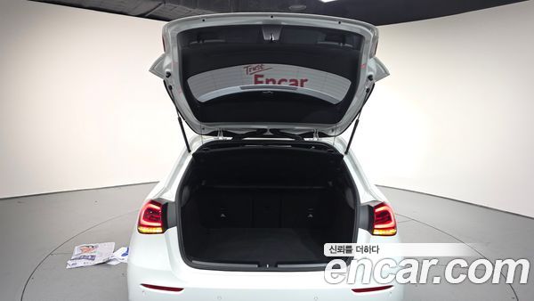 Mercedes-Benz A-Class 2022, фото 20