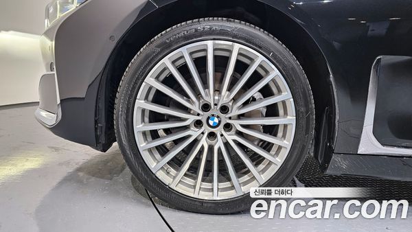 BMW 7 Series 2020, фото 5