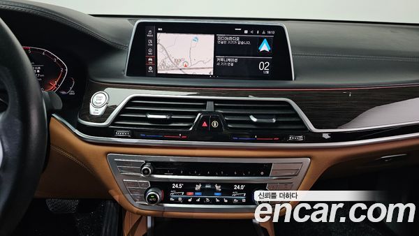 BMW 7 Series 2020, фото 14