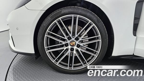 Porsche Panamera 2021, фото 5