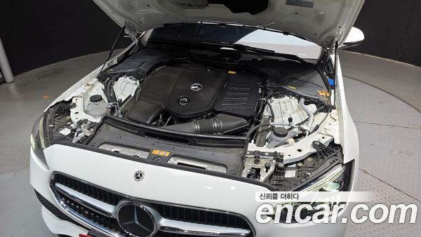 Mercedes-Benz C-Class 2023, фото 6