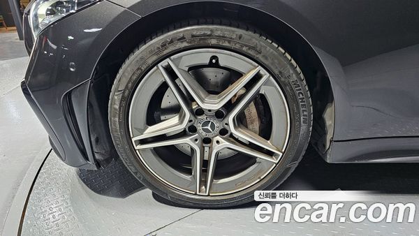 Mercedes-Benz CLS 2023, фото 5