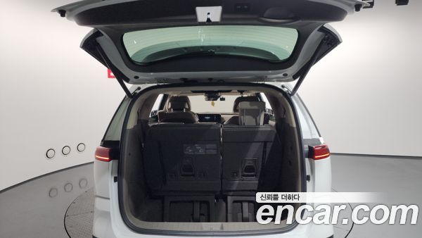 Kia Carnival 2021, фото 20