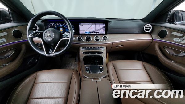 Mercedes-Benz E-Class 2021, фото 7
