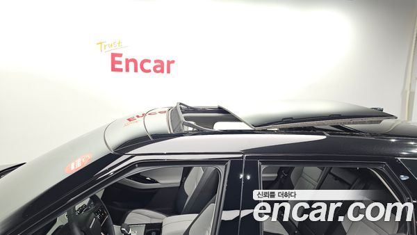 Land Rover Range Rover Evoque 2025, фото 20