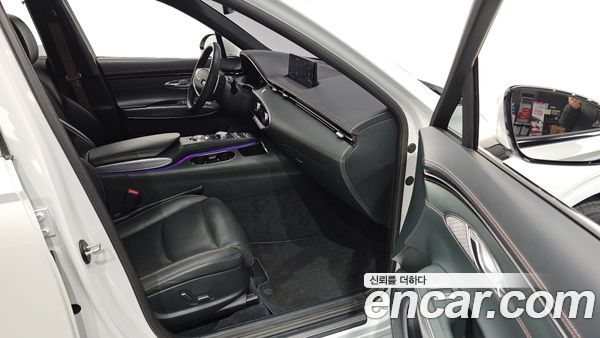 Genesis GV70 2021, фото 10