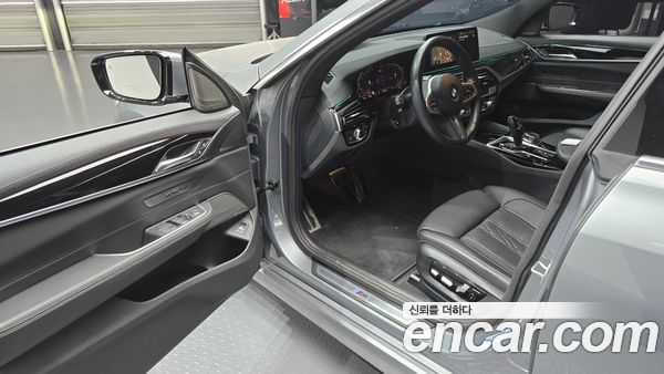 BMW Gran Turismo 2023, фото 11