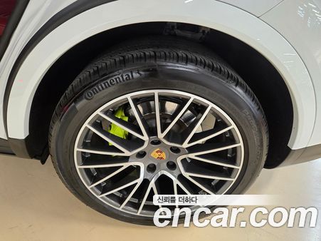 Porsche Cayenne 2022, фото 12