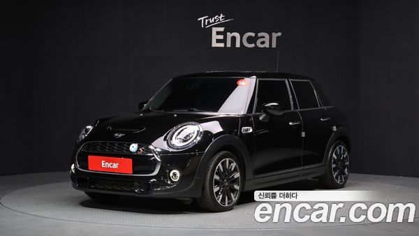 MINI 2020