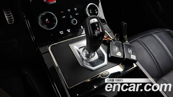 Land Rover Range Rover Evoque 2021, фото 9