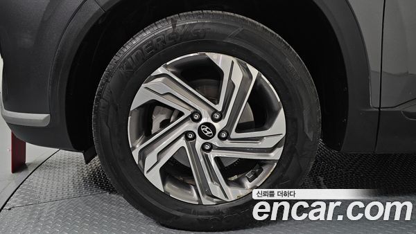 Hyundai Santa Fe 2023, фото 5