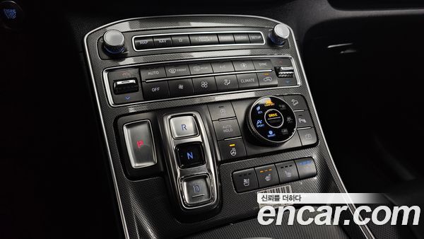 Hyundai Santa Fe 2023, фото 9