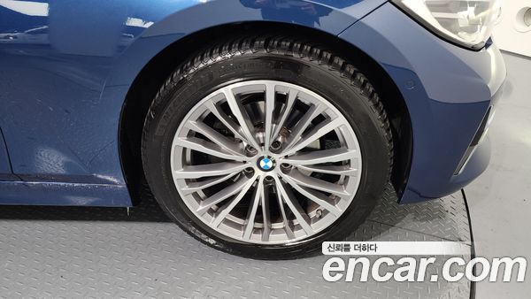BMW 3 Series 2021, фото 5