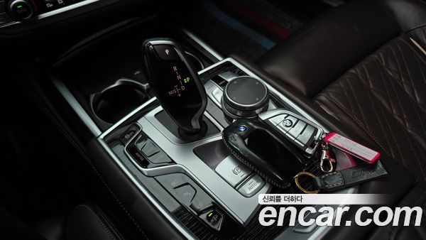 BMW 7 Series 2022, фото 9