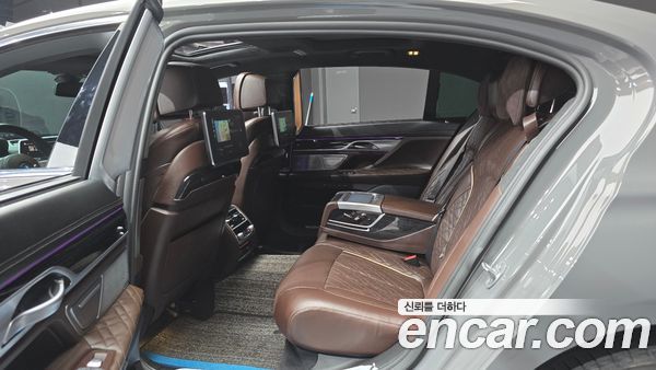 BMW 7 Series 2022, фото 12