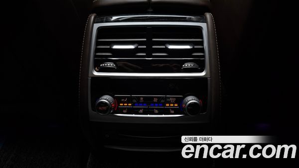 BMW 7 Series 2022, фото 18