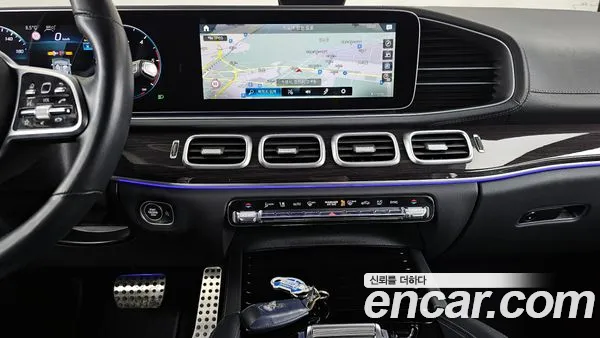 Mercedes-Benz GLE 2023, фото 14