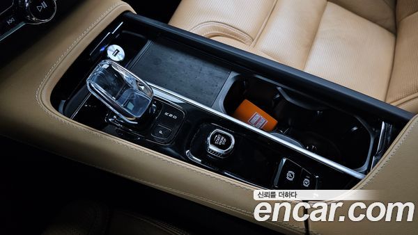 Volvo XC90 2022, фото 9