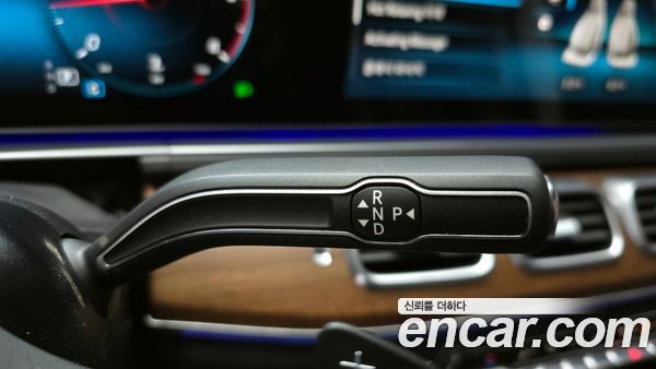 Mercedes-Benz GLS 2020, фото 9