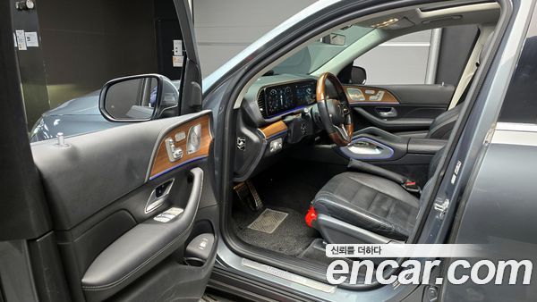 Mercedes-Benz GLS 2020, фото 11
