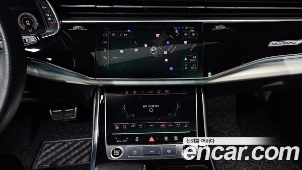 Audi Q7 2022, фото 14