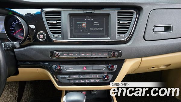 Kia Carnival 2020, фото 14