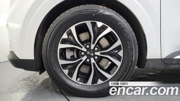 Kia Carnival 2021, фото 5