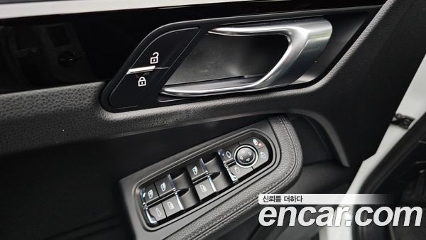 Porsche Macan 2020, фото 14