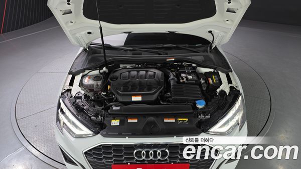 Audi A3 2023, фото 6