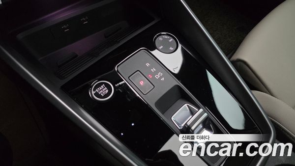 Audi A3 2023, фото 9