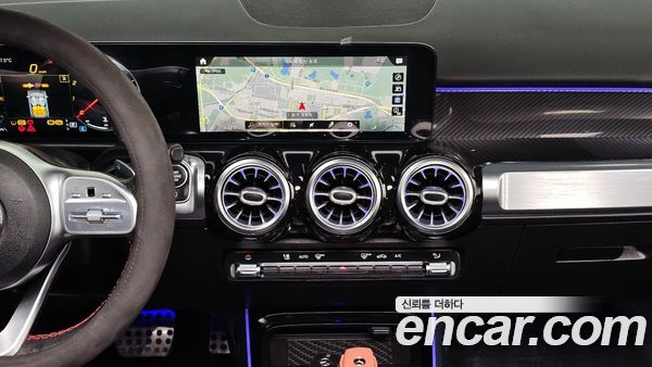Mercedes-Benz GLB 2021, фото 14