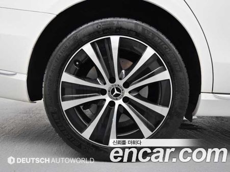 Mercedes-Benz E-Class 2020, фото 5